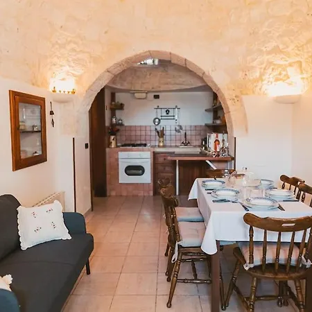 Trulli Di Nonno Stefano Holiday home *