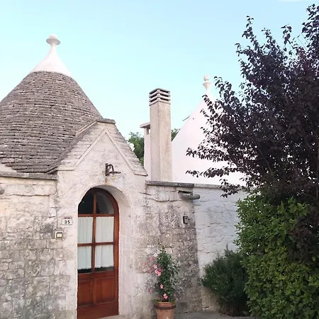 Trulli Di Nonno Stefano * Locorotondo